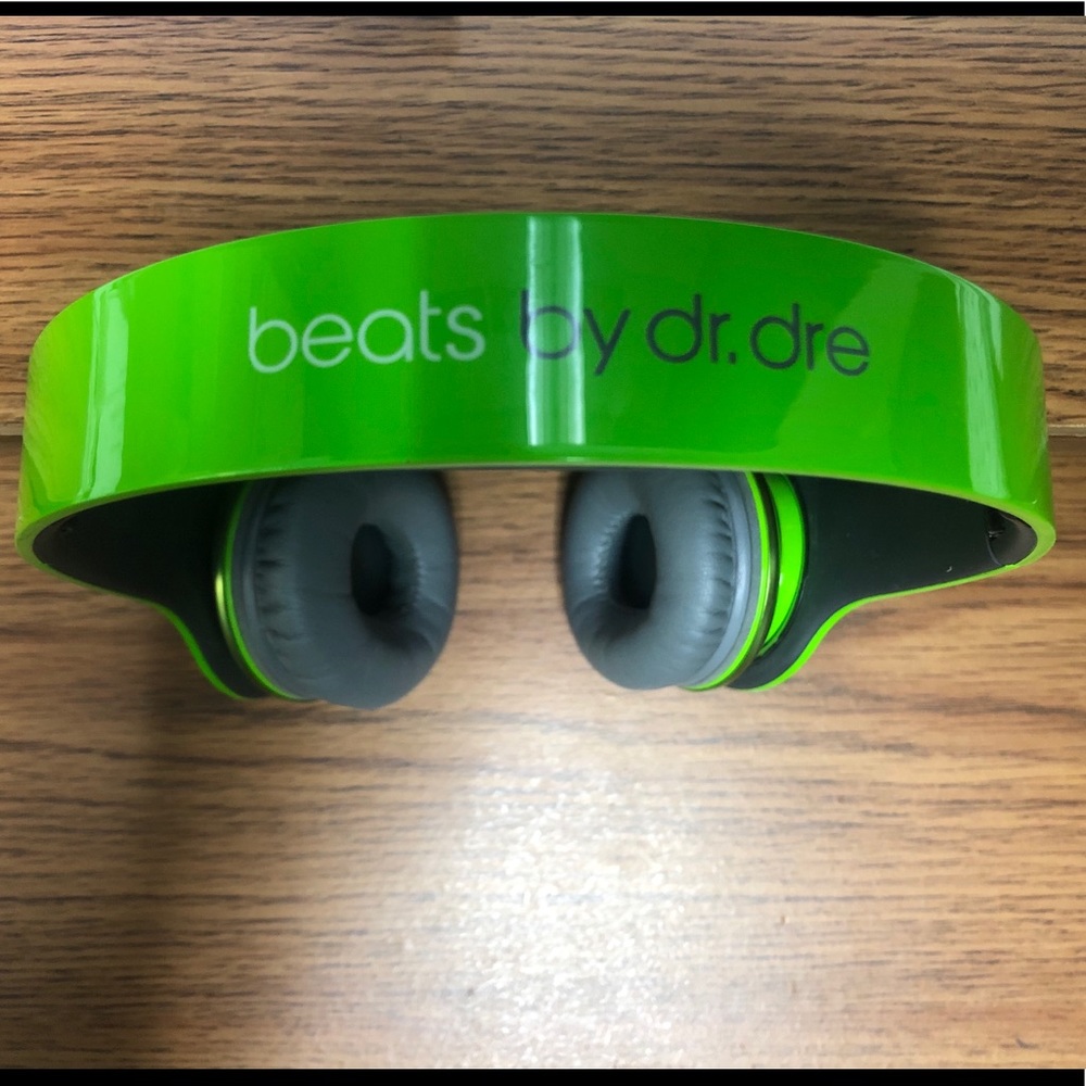 Wired beats by dr. dre